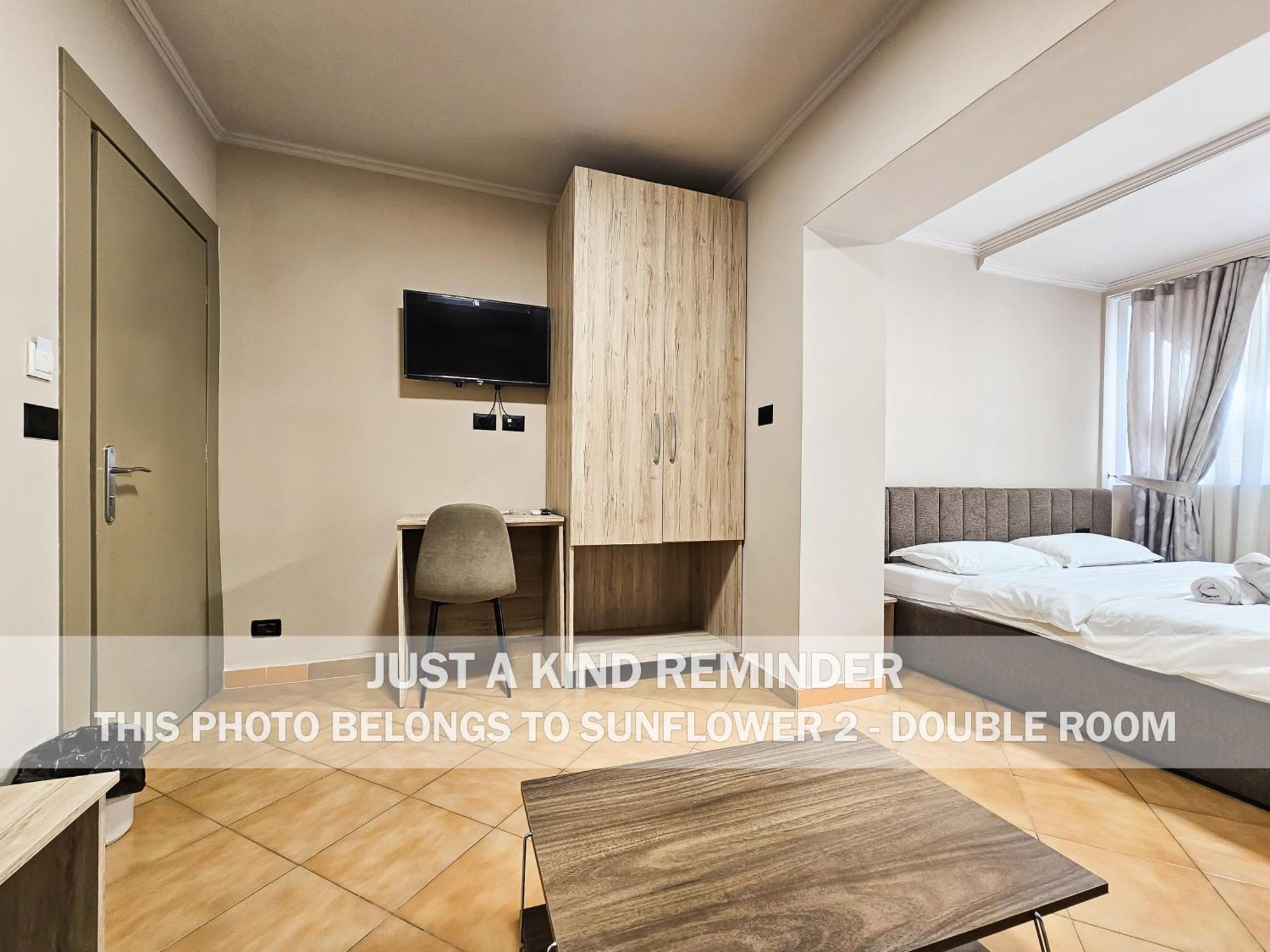 Sunflower Rooms Τίρανα Εξωτερικό φωτογραφία