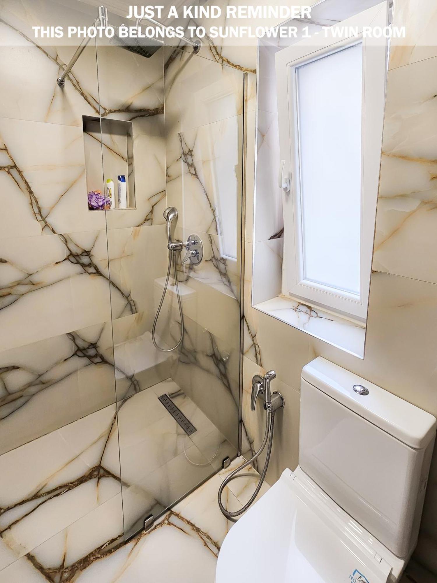 Sunflower Rooms Τίρανα Εξωτερικό φωτογραφία
