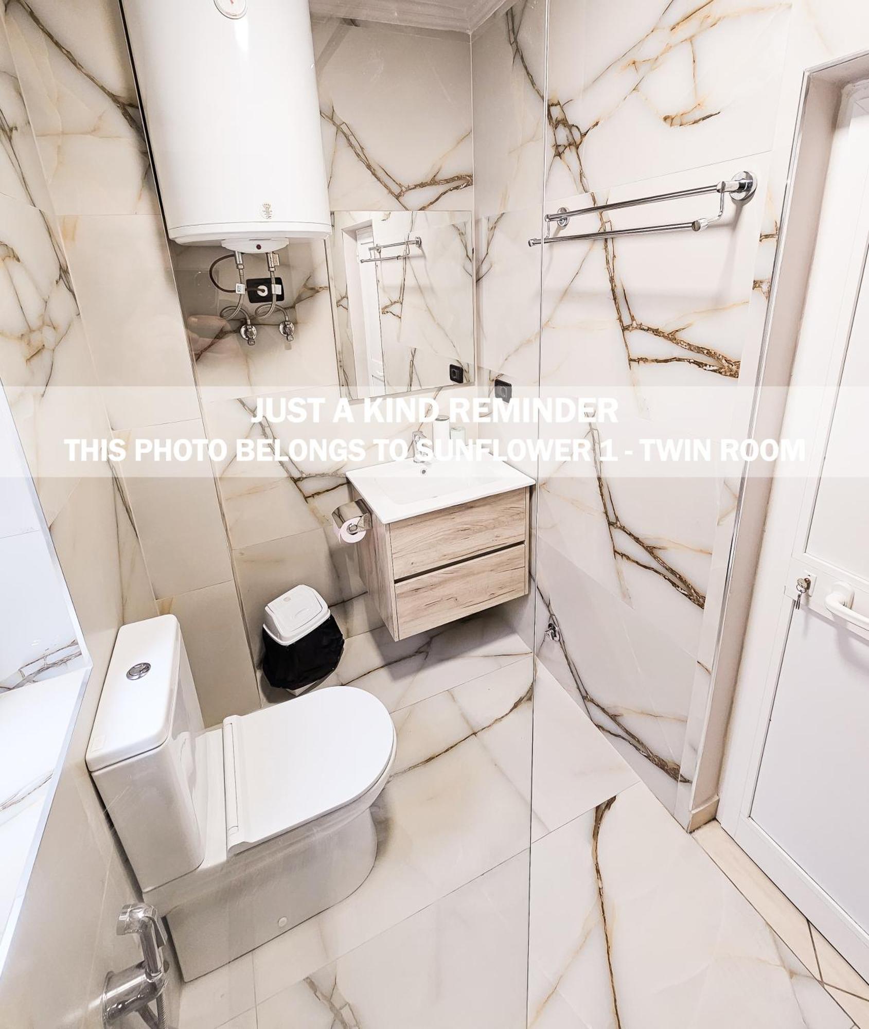 Sunflower Rooms Τίρανα Εξωτερικό φωτογραφία